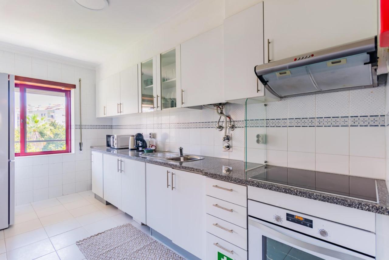 Mira-Ria - Apartamento Em Bairro Calmo E Central 아베이루 외부 사진