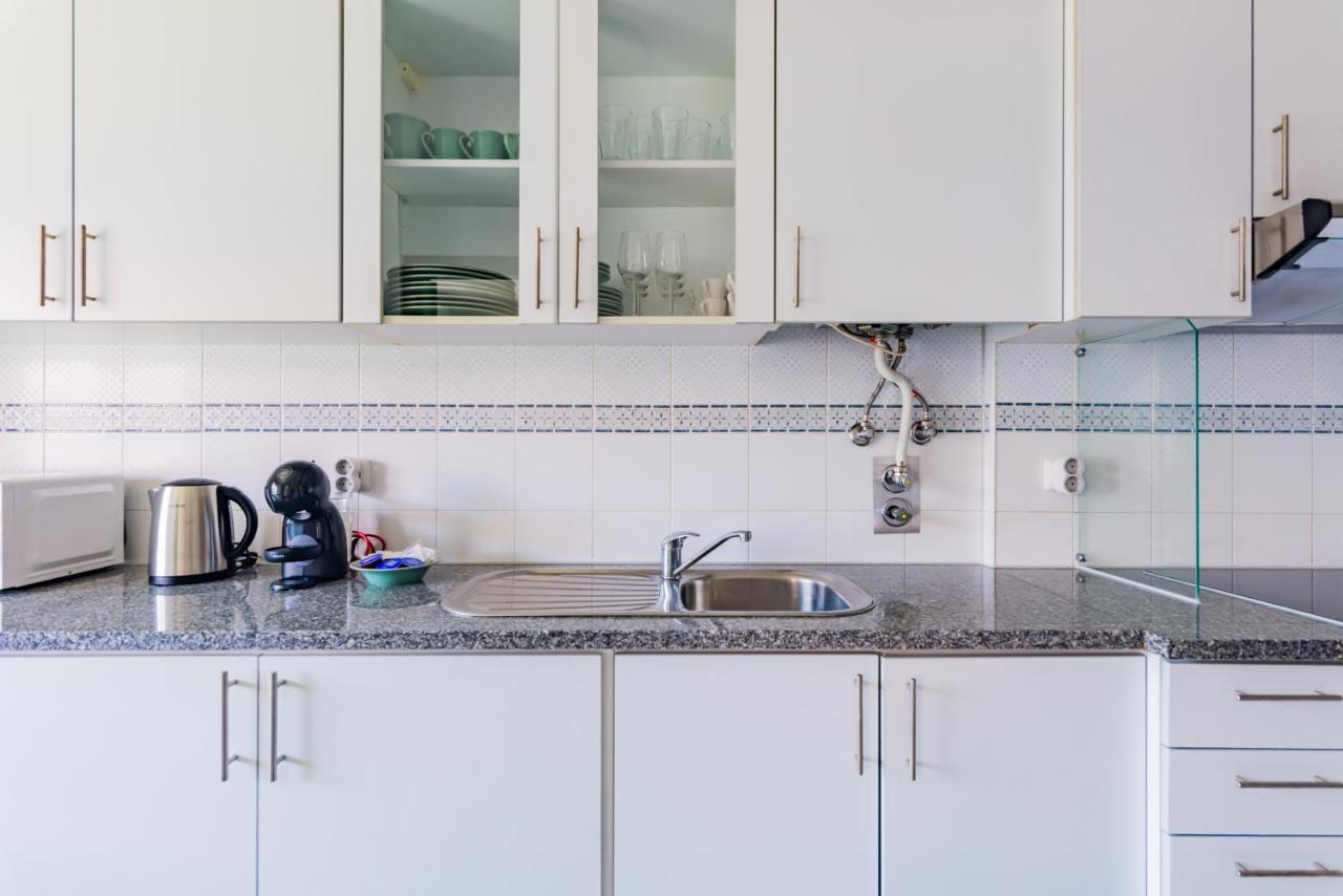 Mira-Ria - Apartamento Em Bairro Calmo E Central 아베이루 외부 사진