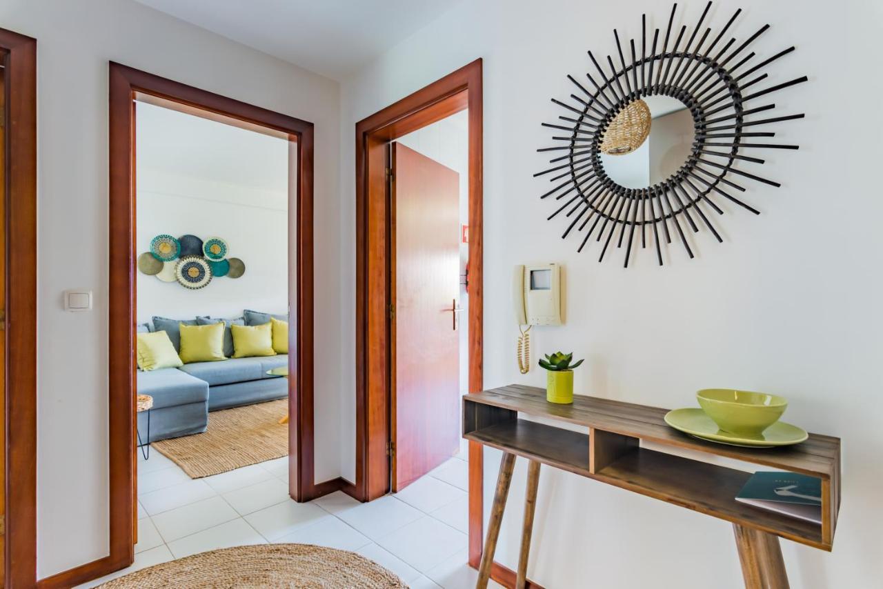 Mira-Ria - Apartamento Em Bairro Calmo E Central 아베이루 외부 사진